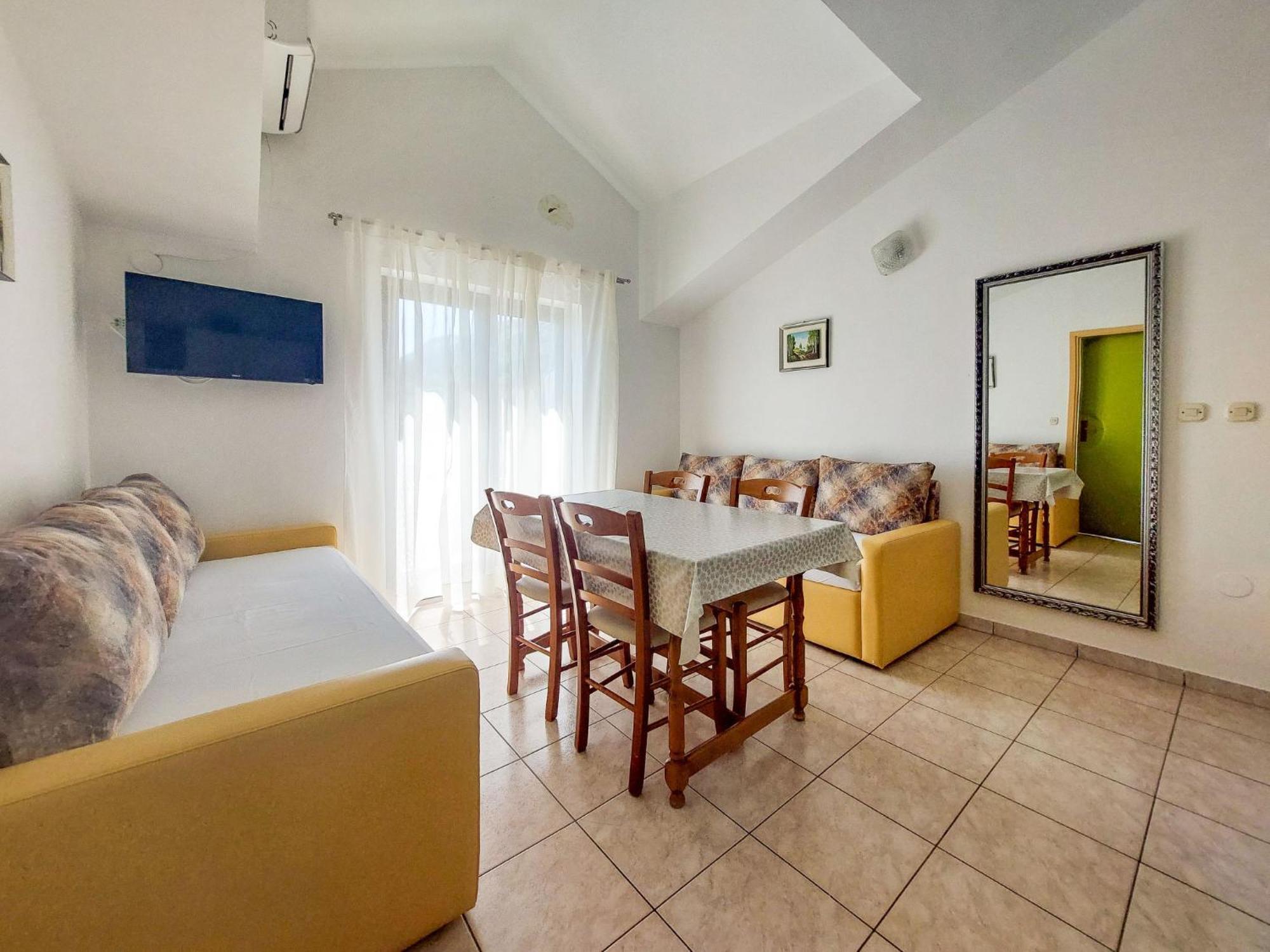 Apartment Marija - BKA500 Jurandvor Bagian luar foto